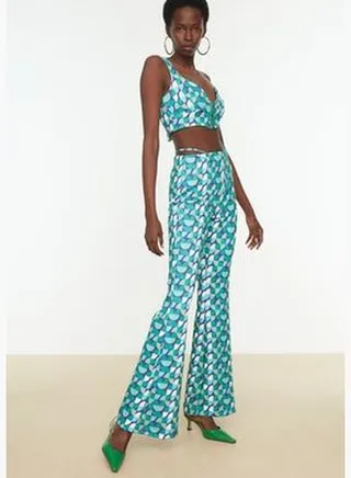 Green Geometric Pattern Knitted Pants TPRSS22PL0052
