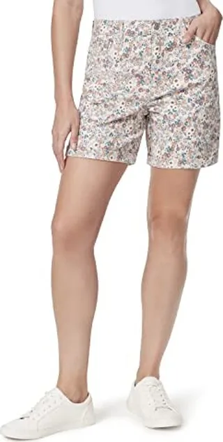 Gloria Vanderbilt Women's Amanda Basic Jean Short