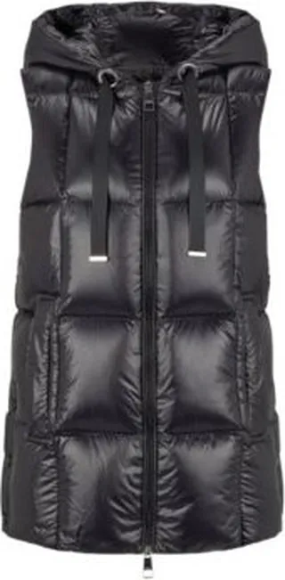 Water-repellent gilet in a relaxed fit