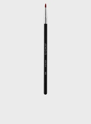 E05 - Eye Liner Brush