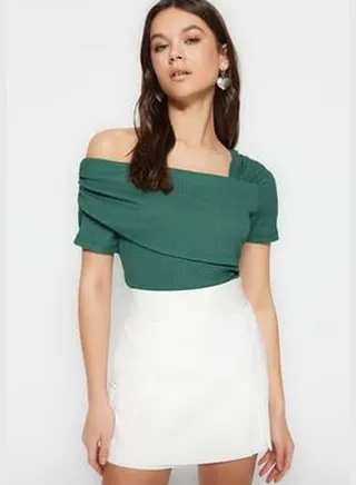 Emerald Green Asymmetrical Collar Fitted/Simple Knitted Body with Snap Snaps TWOSS23BD00060