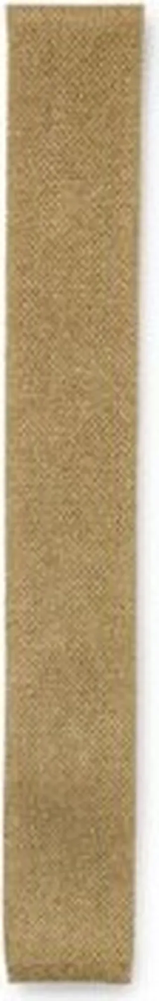 Knitted tie in piqu structure with metalized fibers
