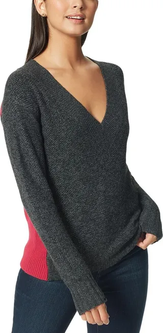 Vacationer Womens Colorblock V-Neck Pullover Sweater