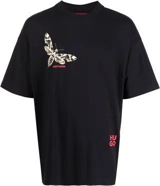 graphic-print T-shirt