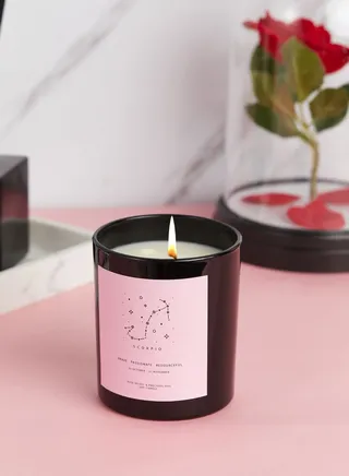 Scorpio Rose Velvet & Precious Oud Candle