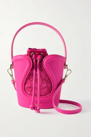 Valentino Garavani - Valentino Garavani Sculpture Leather And Jacquard Bucket Bag - Pink