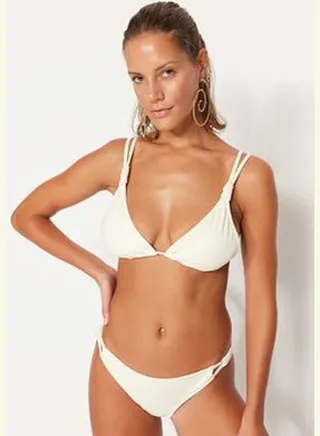 Ecru Triangle Knot Bikini Top TBESS21BU0194