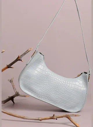 Textured Casual Regular Shoulder Bag with Zip Lock For Women