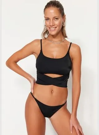 Black Bikini Bottoms TBESS22BA0232