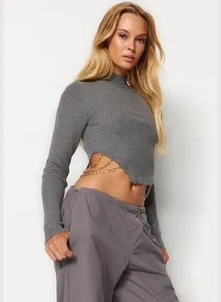 Gray Crop Premium Yarn / Special Yarn Accessorized Knitwear Sweater TWOAW24KZ01128