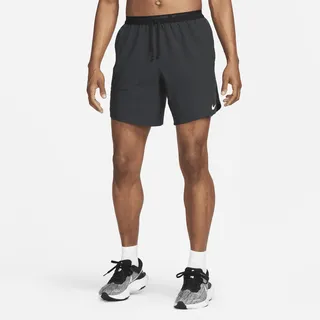Nike Men's Stride Dri-FIT 7" Unlined Running Shorts in Black