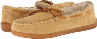 Minnetonka Pile Lined Hardsole (Tan Suede) Men's Shoes
