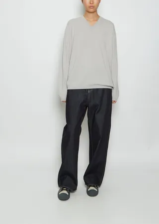 Man V-Neck Cashmere Sweater — Mastic