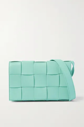 Bottega Veneta - Cassette Small Intrecciato Leather Shoulder Bag - Green
