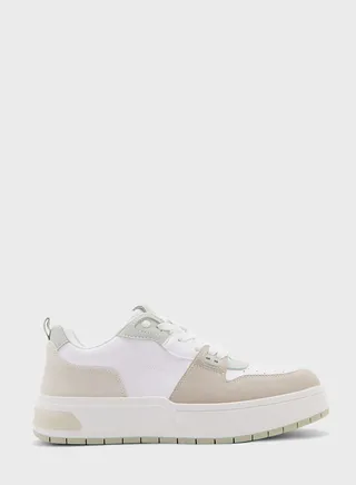 Olli Low-Top Sneakers