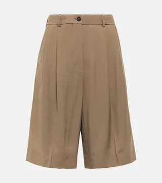 Pleated wool-blend Bermuda shorts