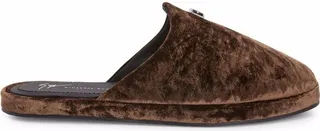 Jungle Fever brown slippers