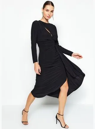 Black Fitted Cut Out/Window Detailed Evening Dress TPRAW24EL00219