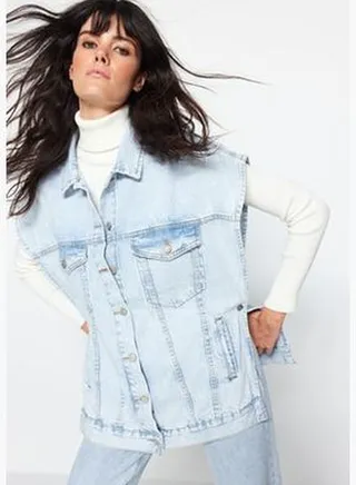 Indigo Light Blue Regular Cut Denim Denim Vest TCTAW24YL00015