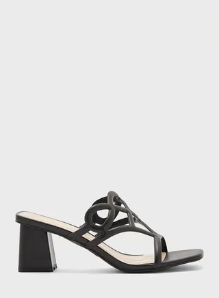 Cross Over Strap Sandals