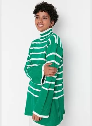 Green Striped Knitwear Sweater TCTAW23AK00016