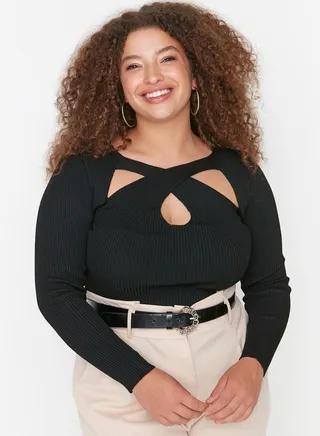Ribbed Cut Out Detail Top