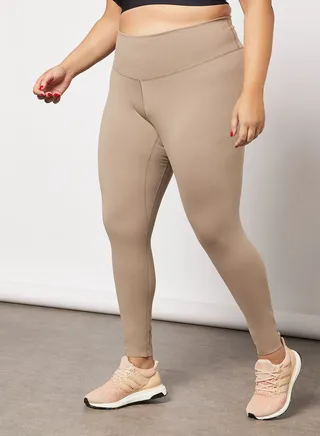 Plus Size Yoga Luxe Studio 7/8 Tights