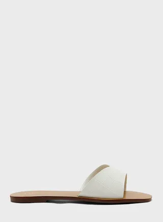 Croc Effect V Detail Flat Sandal