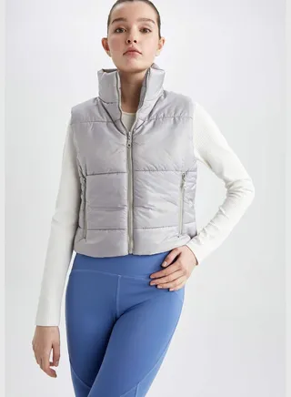 Woman Slim Fit Vest