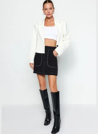 Mini Weave Skirt with Black Contrast Stitching TWOAW24ET00178