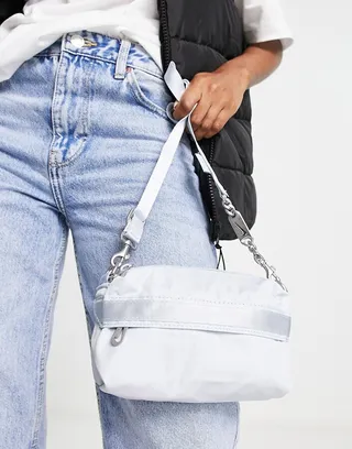 Nike Futura Luxe crossbody bag in blue