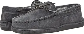 Minnetonka Pile Lined Hardsole (Charcoal) Men's Shoes