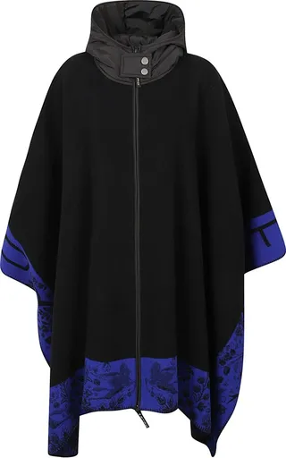 Jacquard Love Cape