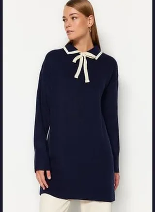 Navy Blue Collar Detailed Knitwear Sweater TCTAW24AK00053