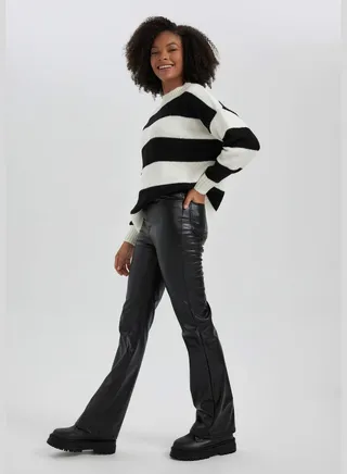 Woman Flare Fit Woven Trousers
