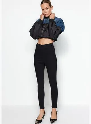 Black Waist Detailed High Waist Jegging Jeans TWOAW24JE00234