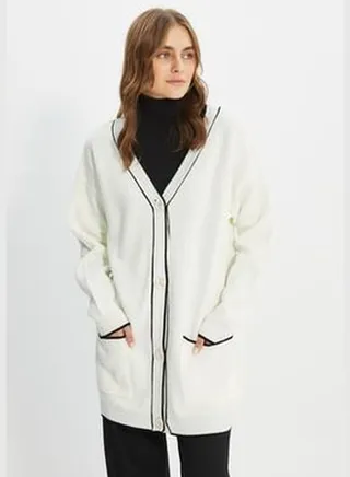 Ecru Contrast Pile Detailed Knitwear Cardigan TCTAW22TH0014