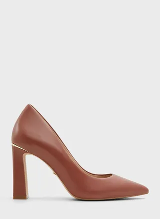 Seirith High Heel Pumps