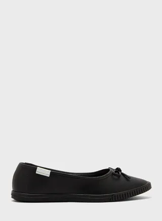 Gwendolyn Pointed Toe Ballerinas