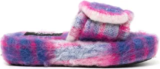 Volume check slippers