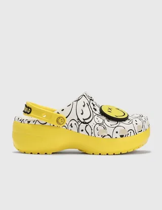 Classic Platform 2022 Smiley Clog