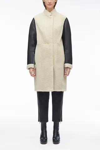 Shearling Coat in black-natural