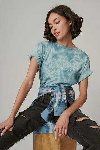 Good Things Coming Boyfriend Tee