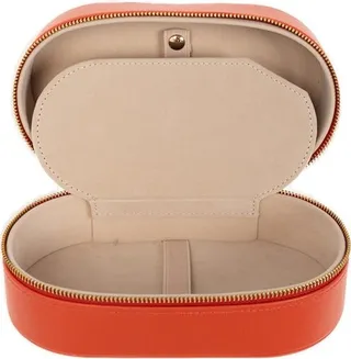 Linda Farrow Logo Embossed Zipped Travel Case