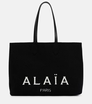 Knitted tote