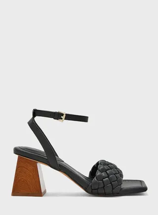 Tresso Sandals