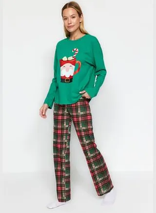 Green 100% Cotton Christmas Theme Tshirt-Pants and Knitted Pajamas Set THMAW24PT00059