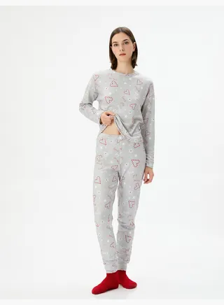 Skinny Leg Crew Neck Long Sleeve Chtismas Themed Pyjama Set