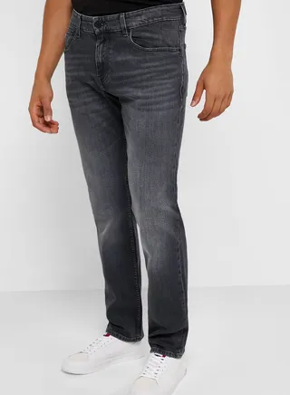 Light Wash Regular Fit Jeans