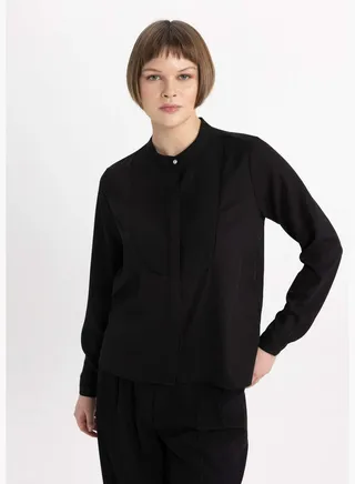 Woman Woven Long Sleeve Blouse